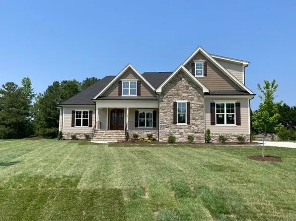 20 Old Garden Ln, Youngsville, NC 27596