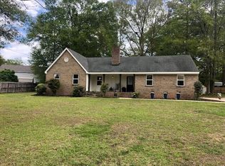 324 Pine Ln, Hattiesburg, MS 39402