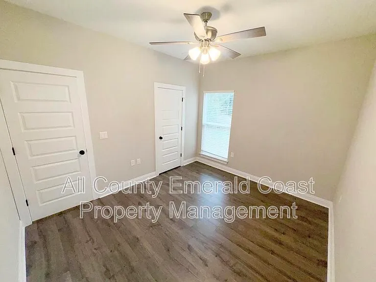 282 Magnolia St — Photo 31