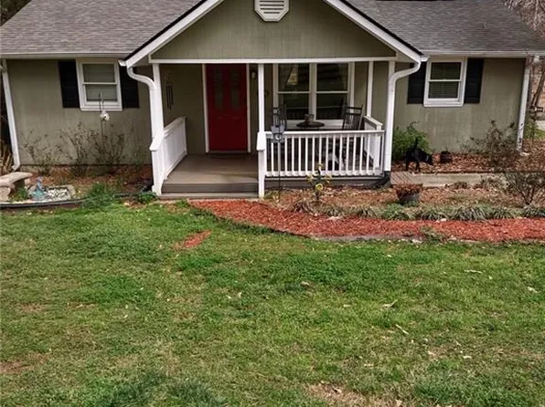806 Pj East Rd, Covington, GA 30014