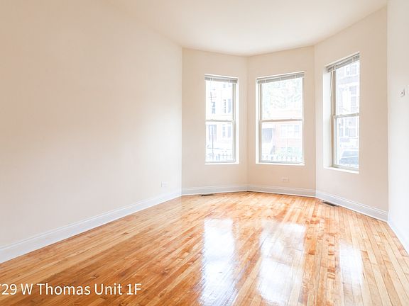 4th image of 2729 W Thomas St #1F