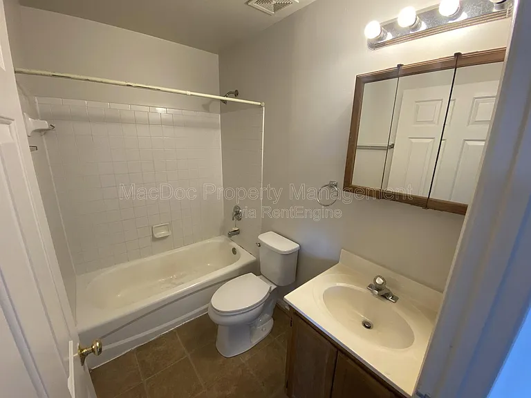 10910 Coreys Way — Photo 16