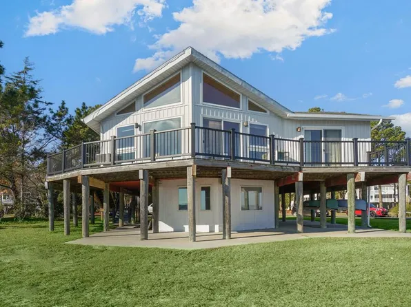 5313 Sunrise Shr, Chincoteague Island, VA 23336