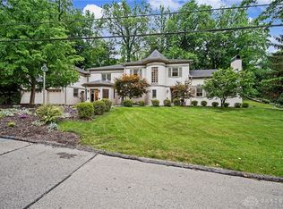 450 Thornhill Rd, Dayton, OH 45419