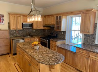 74 Sagamore St, Quincy, MA 02171