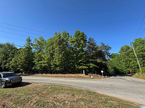 4th image of 3 Highway 216 #3