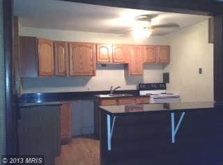 305 Clubhouse Dr, Lusby, MD 20657