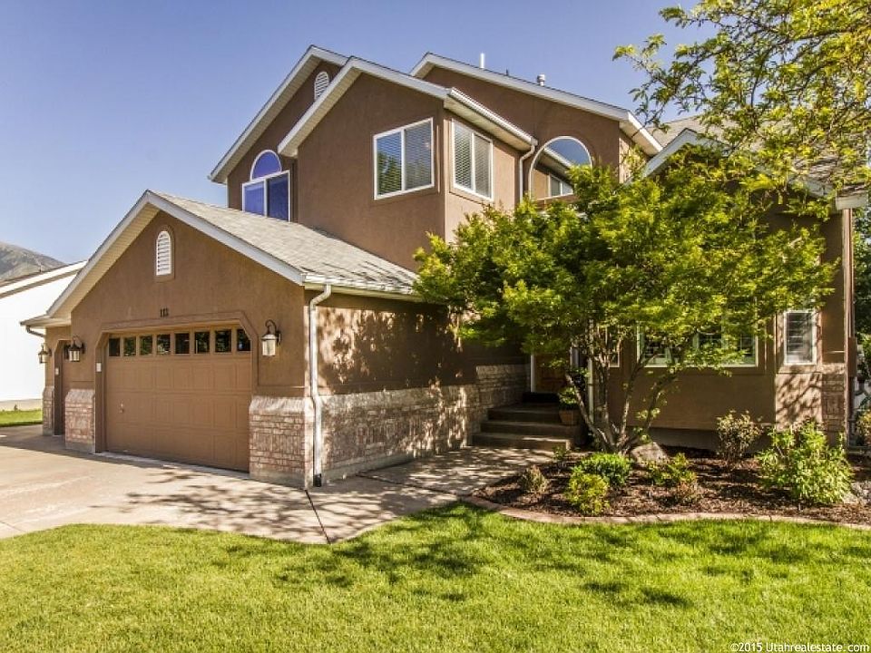 1st image of 112 E Sweet Berry Dr