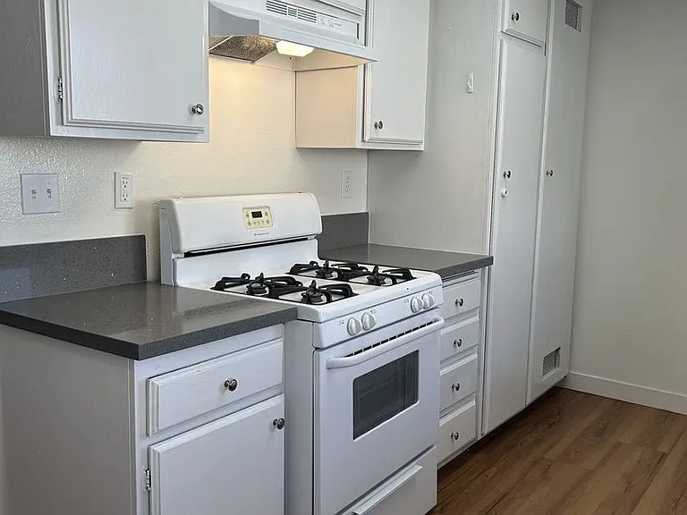 120 N Atlantic Blvd — Photo 9