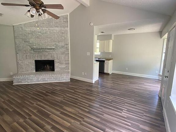 4th image of 250 Indian Mound Ct
