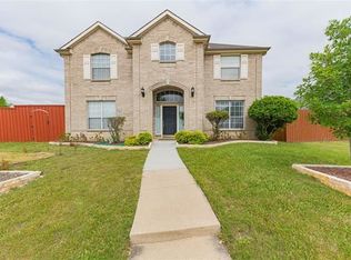 3845 Harrison Dr, Carrollton, TX 75010