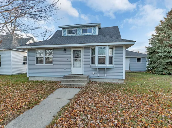 310 Prairie Ave S, Brooten, MN 56316