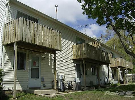 2 balconies off of the 2 bedrooms