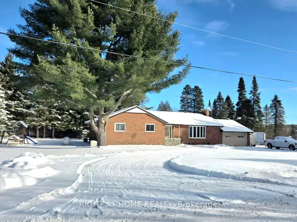 1012 Clement Lake Rd, Highlands East, ON K0L 3C0