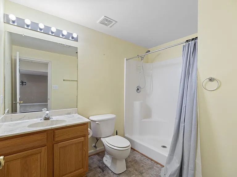 211 Westlake Blvd — Photo 18