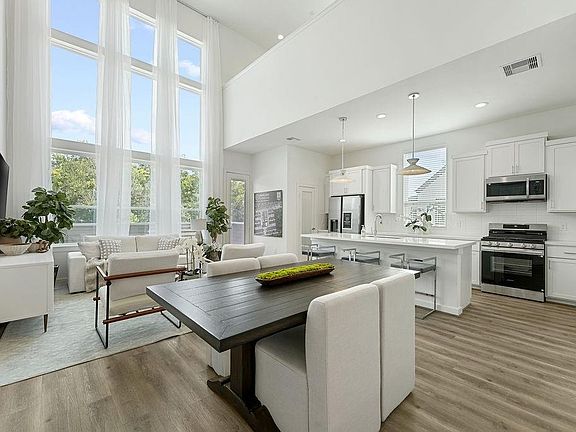 2nd image of 1131 Highland Row Ln