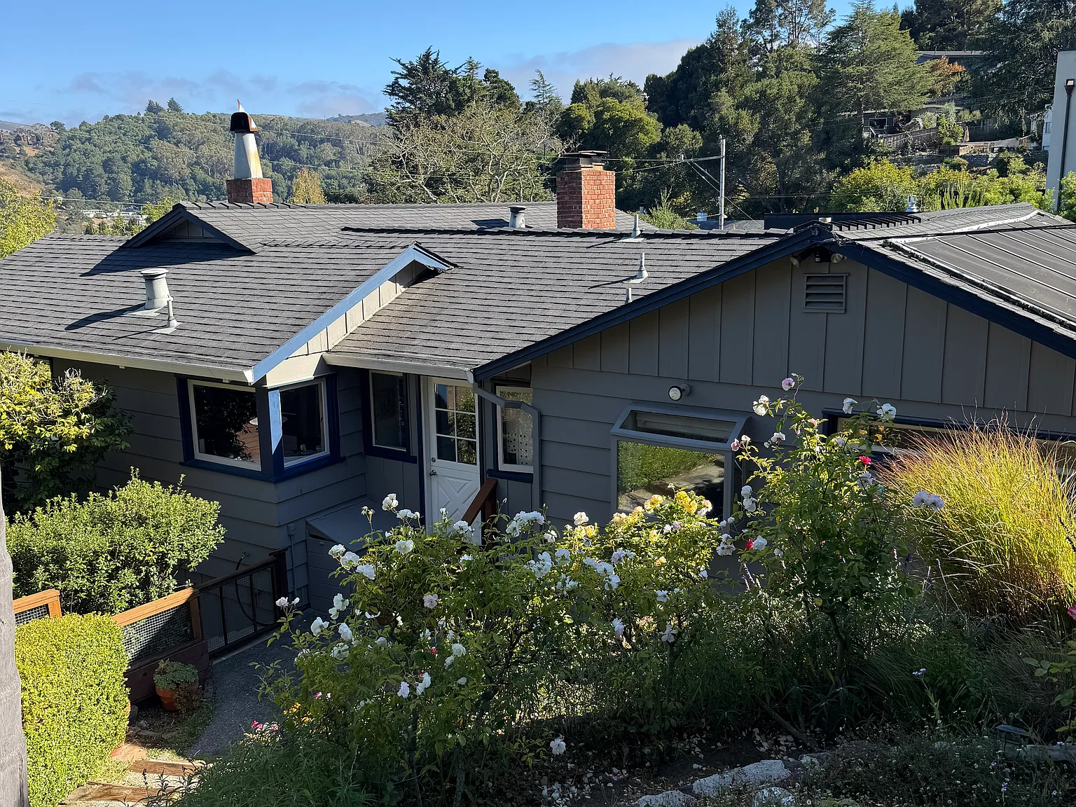 220 Beryl St — Photo 1