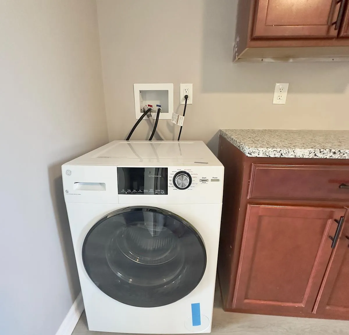 2 bed, $1,300 — Photo 3