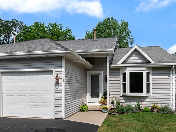 4th image of W1714 Watson Ct