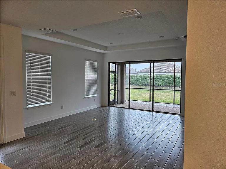 10057 Morning Mist Ln — Photo 7