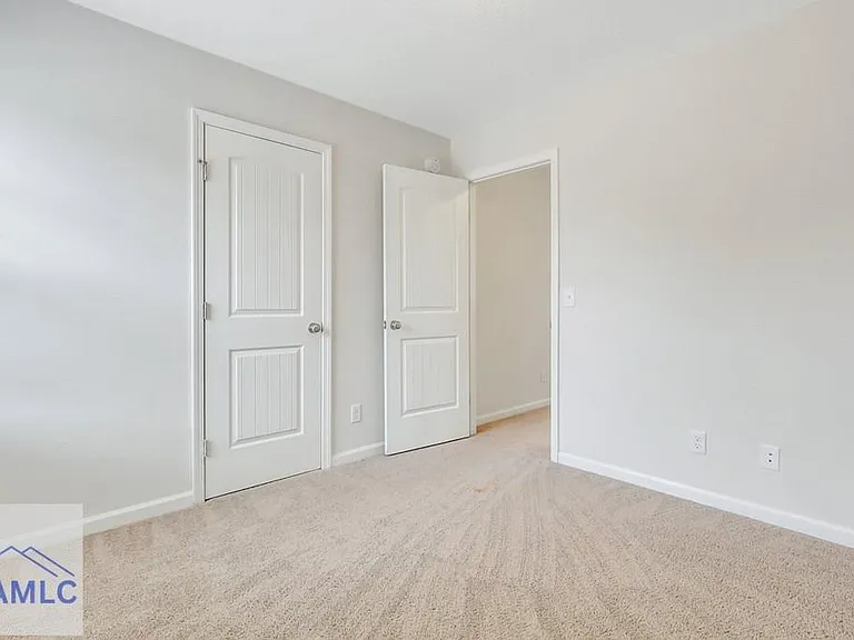 64 Brandonwood Rd — Photo 35
