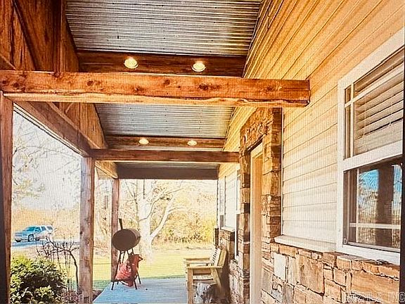 2nd image of 560 N Floral Rd