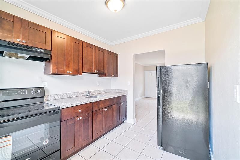 2nd image of 736 NW 14th Ter APT 3