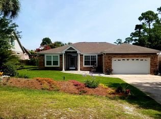 163 Long Pointe Dr, Mary Esther, FL 32569