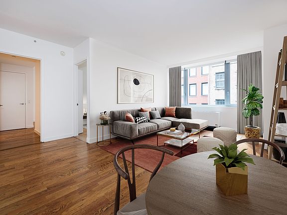 3rd image of 88 Leonard St APT 614