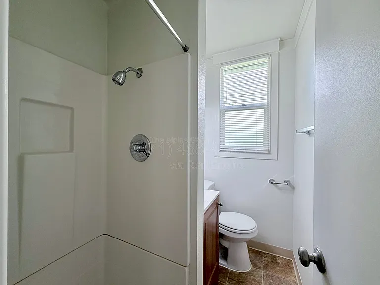 5821 SE Knapp St #4 — Photo 10