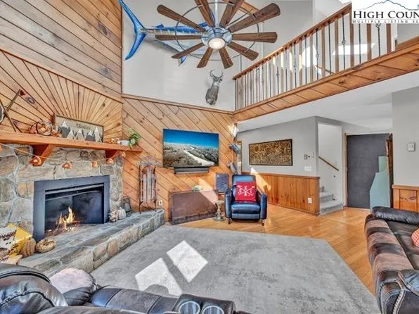 429 Adams Apple, Banner Elk, NC 28604