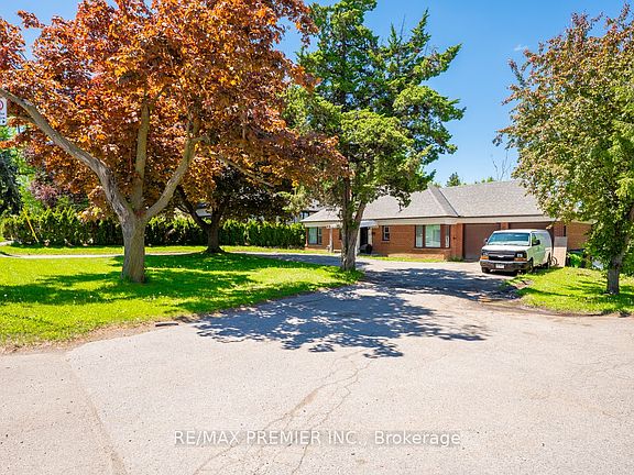 2nd image of 2934 Weston Rd