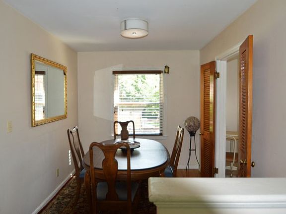 5th image of 3525 Tyrone Dr