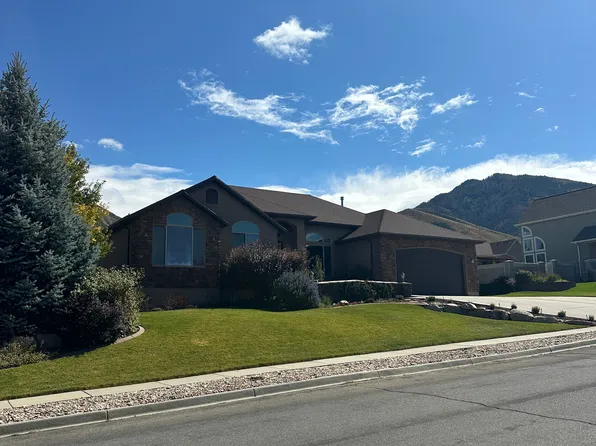 607 S Haylie Ln E, Tooele, UT 84074