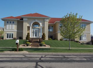 1704 Tierney Dr, Waunakee, WI 53597