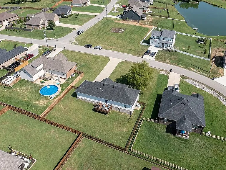 2513 Warners Ridge Dr — Photo 6