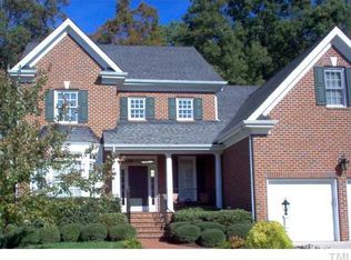 916 Walkertown Dr, Raleigh, NC 27614