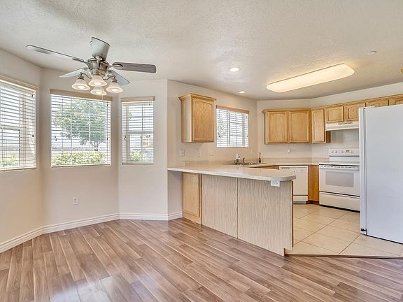5th image of 3969 W Romney Park Dr