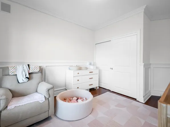 22 Avenue At Port Imperial image 19 of 31