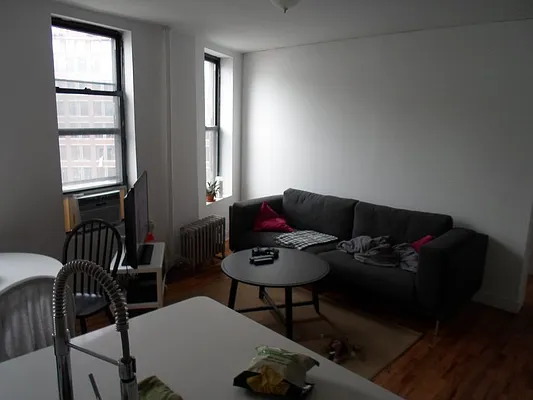 Rented by Sky Management | media 26