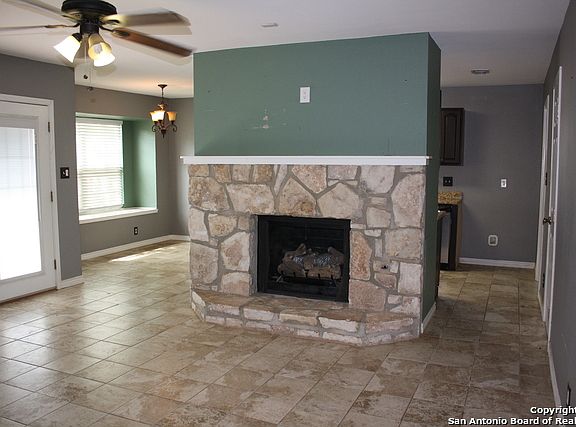 4th image of 13515 Larkbrook St
