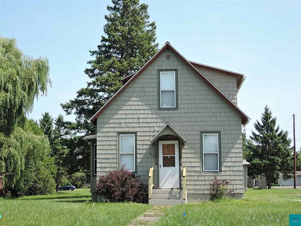 1st image of 722 17th Ave W