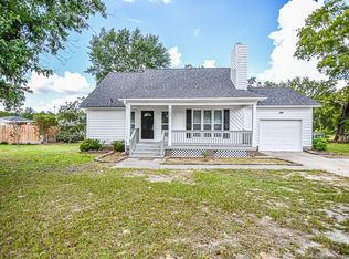 5702 Archer Rd, Hope Mills, NC 28348