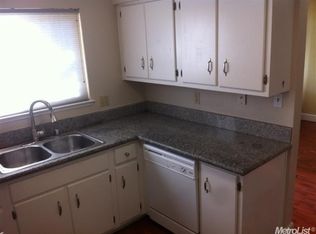 5967 Mack Rd, Sacramento, CA 95823