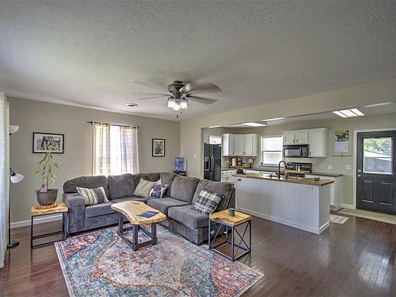 4th image of 3 W Westway Dr