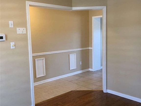 5th image of 139 Raponi Cir