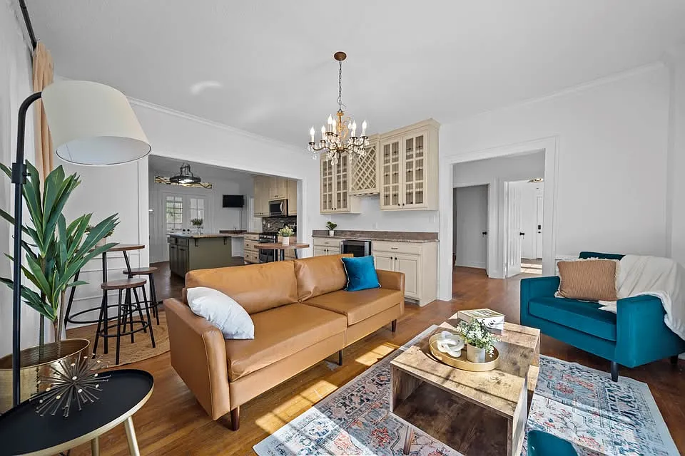 1 bed, $695 — Photo 2