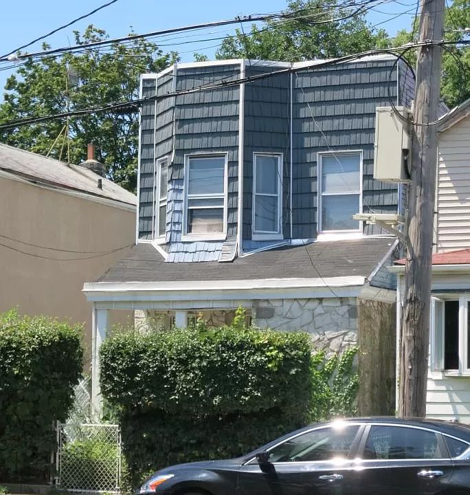 2nd image of 1194 Brooklyn Ave
