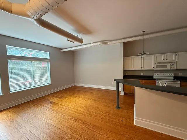 404 N Laurel Ave #5 — Photo 17
