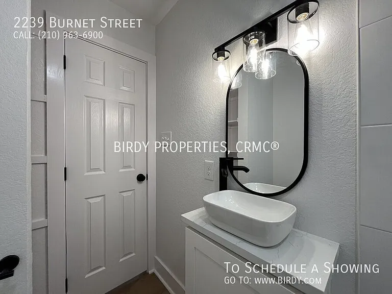 2239 Burnet St — Photo 23